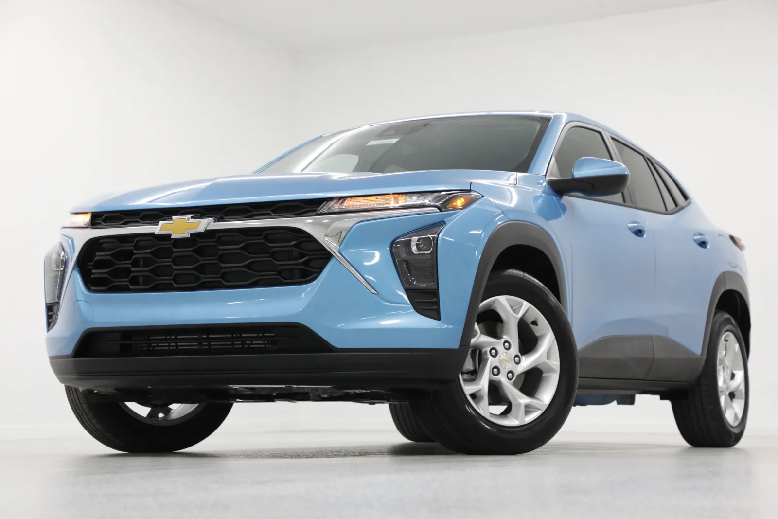 Blue 2026 Chevrolet Trax LS for sale in Clinton, MO