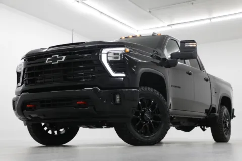 Black 2026 Chevrolet Silverado 2500HD LT for sale in Clinton, MO