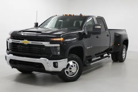 More photos of 2026 Chevrolet Silverado 3500HD DRW LT at Jim Falk Motors, MO
