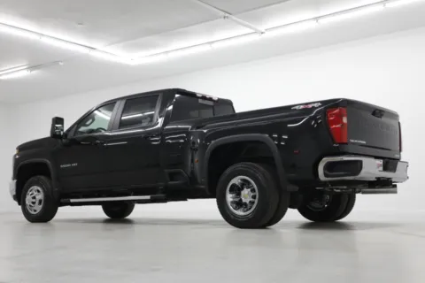 More photos of 2026 Chevrolet Silverado 3500HD DRW LT at Jim Falk Motors, MO