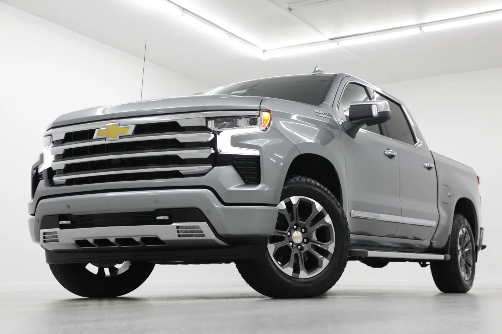 Gray 2026 Chevrolet Silverado 1500 High Country for sale in Clinton, MO