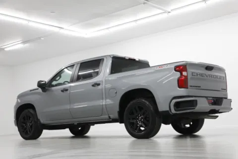 More photos of 2024 Chevrolet Silverado 1500 Custom at Jim Falk Motors, MO