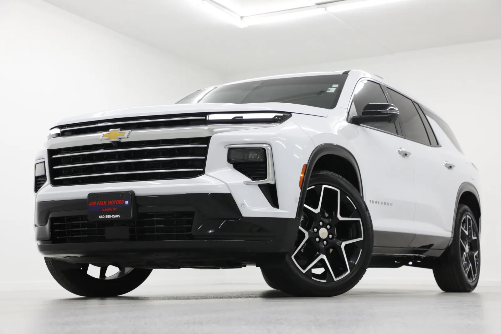 White 2026 Chevrolet Traverse High Country for sale in Clinton, MO