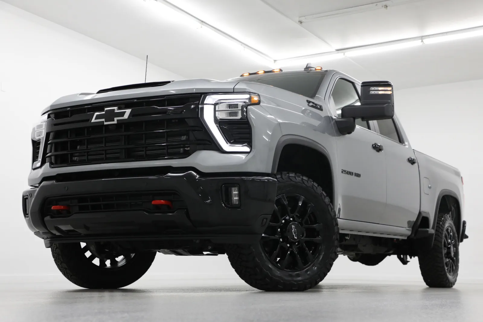 Gray 2026 Chevrolet Silverado 2500HD LT for sale in Clinton, MO