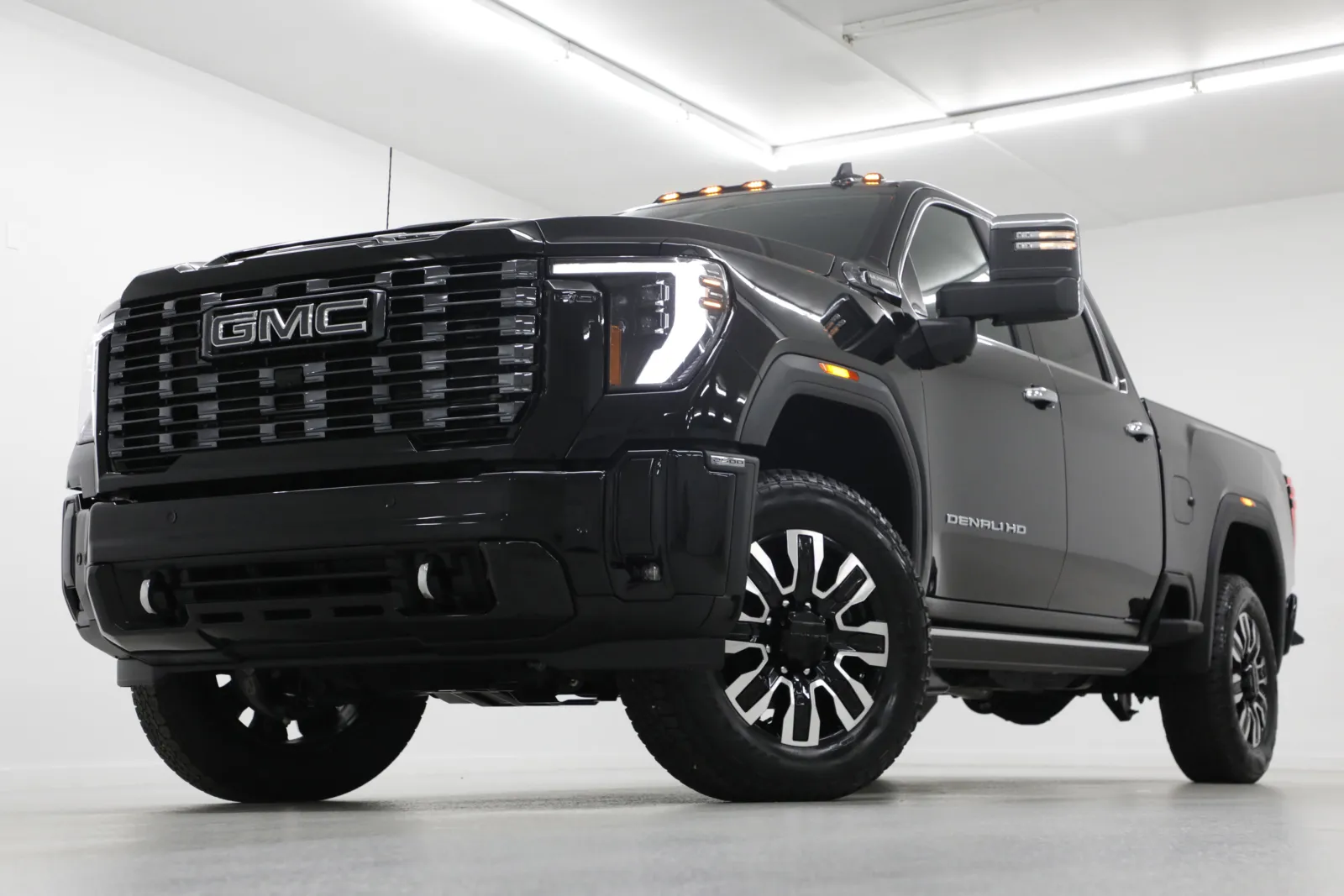 Black 2026 GMC Sierra 2500HD Denali Ultimate for sale in Clinton, MO