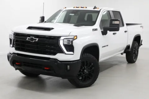 More photos of 2026 Chevrolet Silverado 2500HD LT at Jim Falk Motors, MO