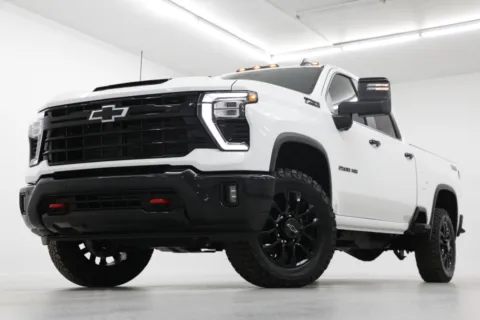 White 2026 Chevrolet Silverado 2500HD LT for sale in Clinton, MO