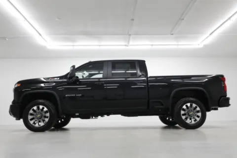 Another view of 2026 Chevrolet Silverado 2500HD Custom for sale in Clinton, MO at Jim Falk Motors