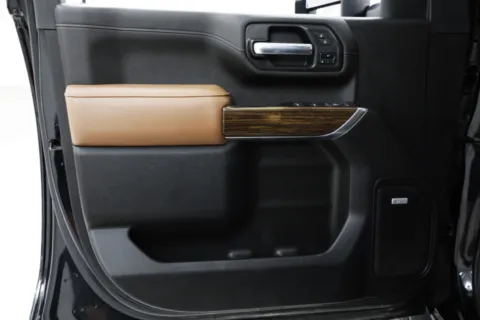 Photos of 2022 Chevrolet Silverado 3500HD DRW High Country for sale in Clinton, MO at Jim Falk Motors