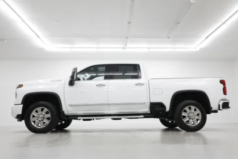 Another view of 2026 Chevrolet Silverado 3500HD High Country for sale in Clinton, MO at Jim Falk Motors