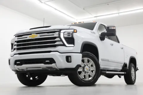 White 2026 Chevrolet Silverado 2500HD High Country for sale in Clinton, MO