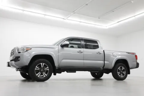 Photos of 2017 Toyota Tacoma TRD Sport for sale in Clinton, MO at Jim Falk Motors