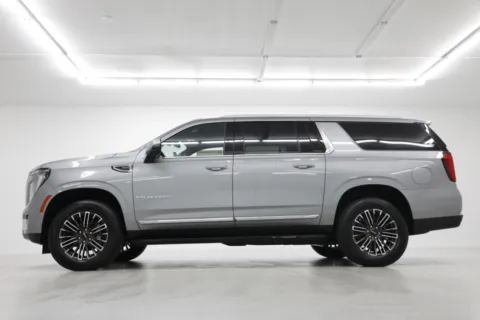 Another view of 2026 GMC Yukon XL Elevation for sale in Clinton, MO at Jim Falk Motors