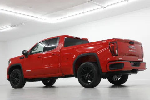 More photos of 2026 GMC Sierra 1500 Elevation at Jim Falk Motors, MO