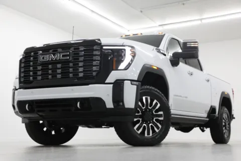 White 2026 GMC Sierra 2500HD Denali Ultimate for sale in Clinton, MO