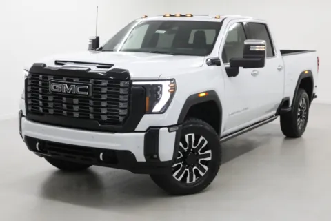 More photos of 2026 GMC Sierra 2500HD Denali Ultimate at Jim Falk Motors, MO