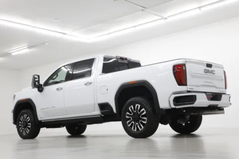 More photos of 2026 GMC Sierra 2500HD Denali Ultimate at Jim Falk Motors, MO