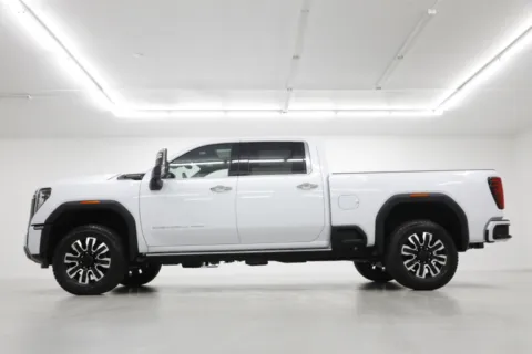 Another view of 2026 GMC Sierra 2500HD Denali Ultimate for sale in Clinton, MO at Jim Falk Motors