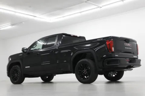 More photos of 2026 GMC Sierra 1500 Elevation at Jim Falk Motors, MO