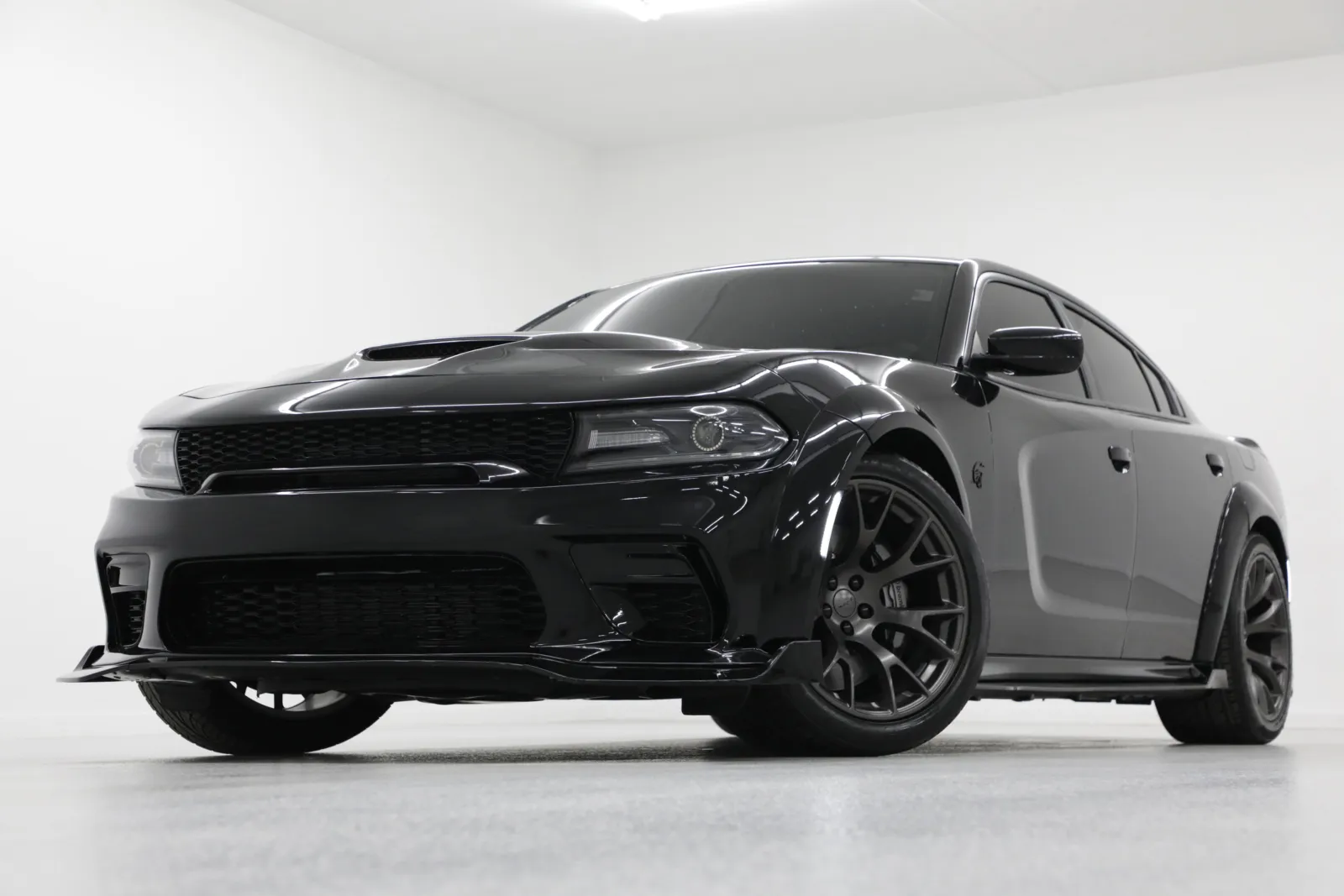 Black 2020 Dodge Charger SRT Hellcat for sale in Clinton, MO