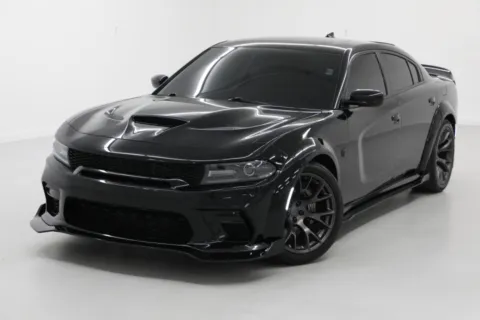 More photos of 2020 Dodge Charger SRT Hellcat at Jim Falk Motors, MO