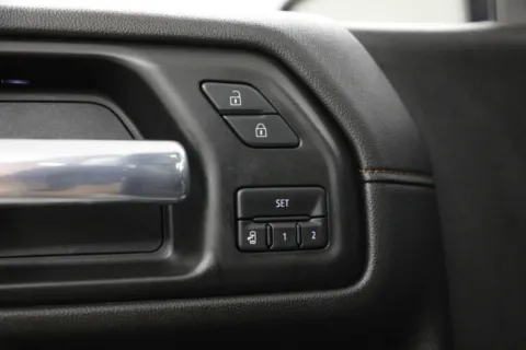 More photos of 2020 GMC Sierra 1500 AT4 at Jim Falk Motors, MO