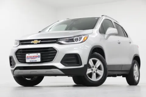 Silver 2019 Chevrolet Trax LT for sale in Clinton, MO