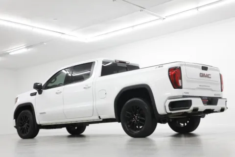 More photos of 2021 GMC Sierra 1500 Elevation at Jim Falk Motors, MO