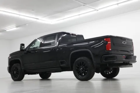 More photos of 2026 Chevrolet Silverado 2500HD High Country at Jim Falk Motors, MO