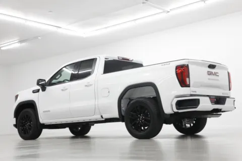 More photos of 2026 GMC Sierra 1500 Elevation at Jim Falk Motors, MO