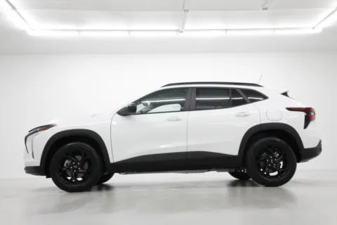 Another view of 2026 Chevrolet Trax LT for sale in Clinton, MO at Jim Falk Motors