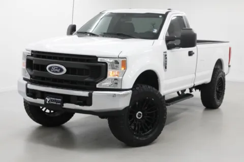More photos of 2021 Ford Super Duty F-350 XL at Jim Falk Motors, MO