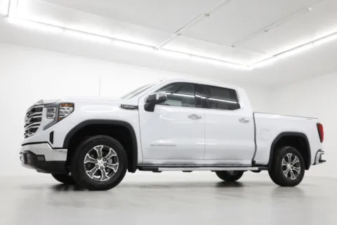 Photos of 2026 GMC Sierra 1500 SLT for sale in Clinton, MO at Jim Falk Motors