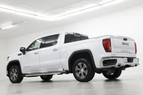 More photos of 2026 GMC Sierra 1500 SLT at Jim Falk Motors, MO