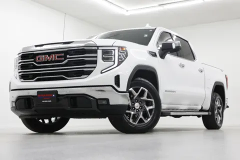 White 2022 GMC Sierra 1500 SLT for sale in Clinton, MO