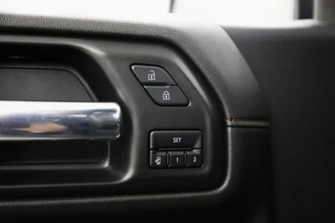 More photos of 2020 GMC Sierra 1500 AT4 at Jim Falk Motors, MO