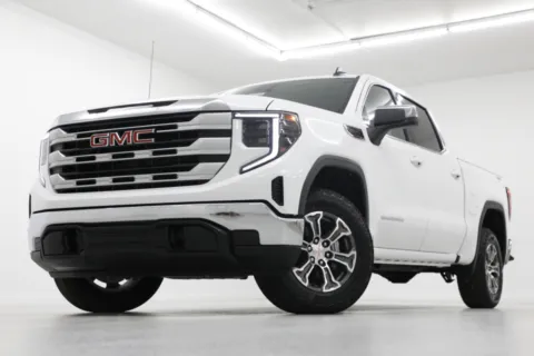 White 2026 GMC Sierra 1500 SLE for sale in Clinton, MO
