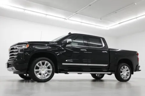 Photos of 2026 Chevrolet Silverado 1500 High Country for sale in Clinton, MO at Jim Falk Motors
