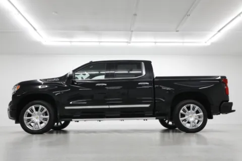 Another view of 2026 Chevrolet Silverado 1500 High Country for sale in Clinton, MO at Jim Falk Motors