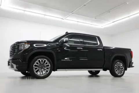 Photos of 2024 GMC Sierra 1500 Denali Ultimate for sale in Clinton, MO at Jim Falk Motors