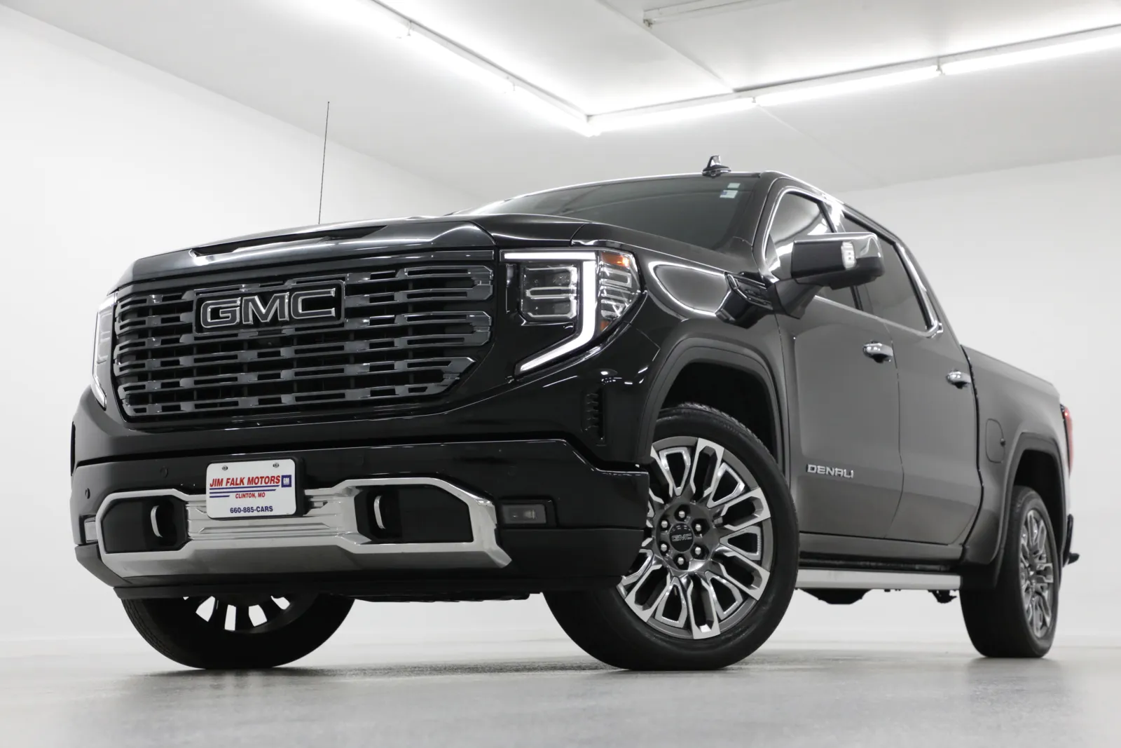 Black 2024 GMC Sierra 1500 Denali Ultimate for sale in Clinton, MO