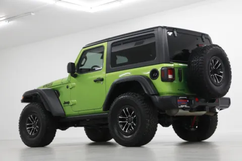 More photos of 2025 Jeep Wrangler Willys at Jim Falk Motors, MO