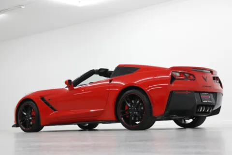 More photos of 2018 Chevrolet Corvette 1LT at Jim Falk Motors, MO