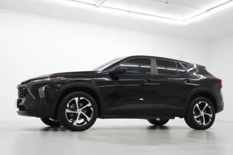 Photos of 2024 Chevrolet Trax 1RS for sale in Clinton, MO at Jim Falk Motors