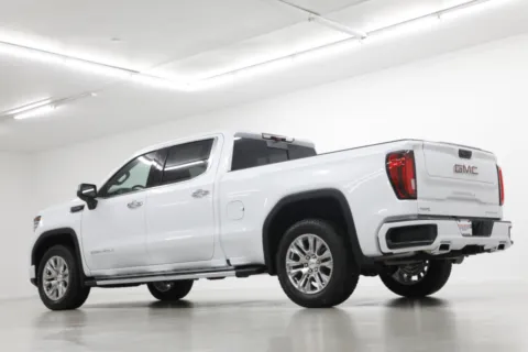 More photos of 2026 GMC Sierra 1500 Denali at Jim Falk Motors, MO