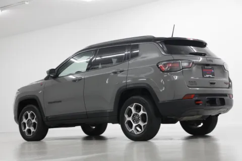 More photos of 2022 Jeep Compass Trailhawk at Jim Falk Motors, MO