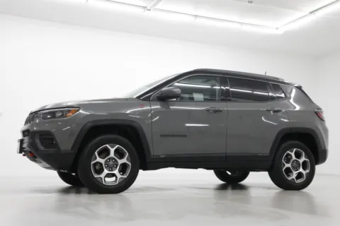 Photos of 2022 Jeep Compass Trailhawk for sale in Clinton, MO at Jim Falk Motors