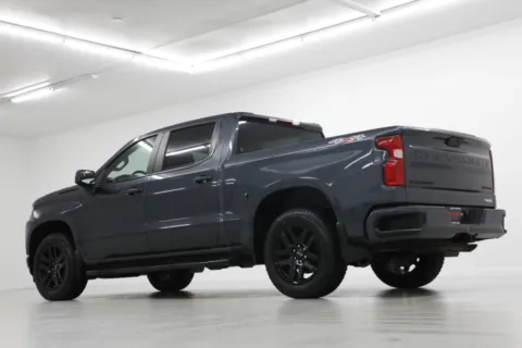 More photos of 2022 Chevrolet Silverado 1500 LTD Custom at Jim Falk Motors, MO