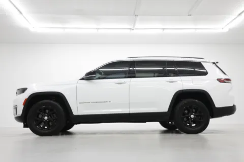 Another view of 2022 Jeep Grand Cherokee L Limited for sale in Clinton, MO at Jim Falk Motors