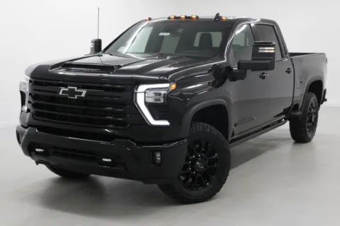 More photos of 2026 Chevrolet Silverado 2500HD High Country at Jim Falk Motors, MO